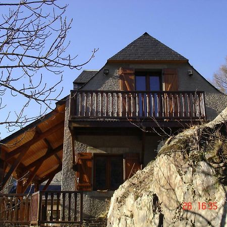 Gite Familial Fouga Bareilles Exterior photo